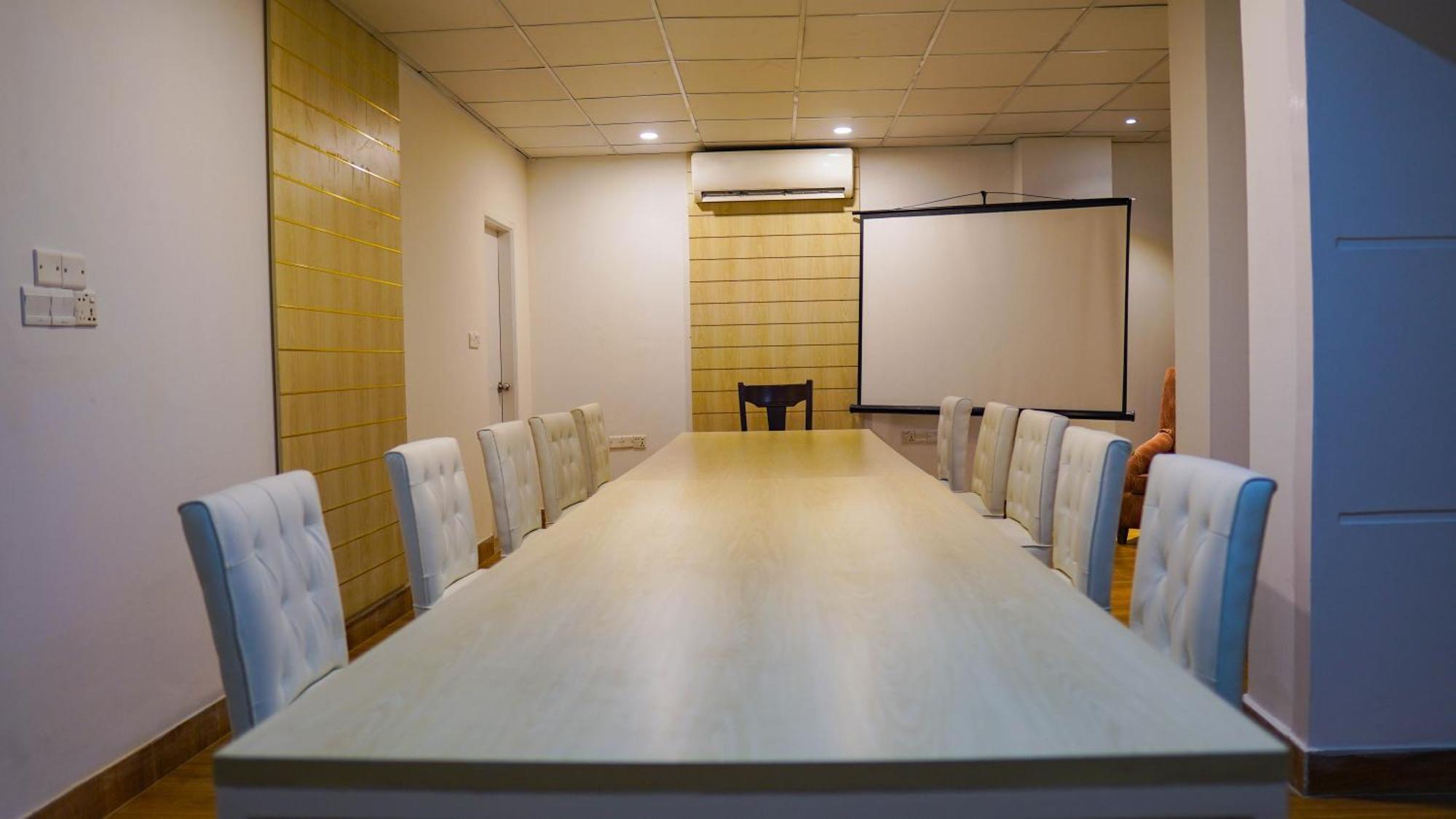 Hotel Grand Vistana Dhaka Esterno foto