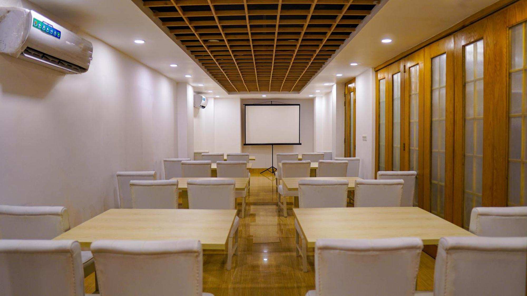 Hotel Grand Vistana Dhaka Esterno foto