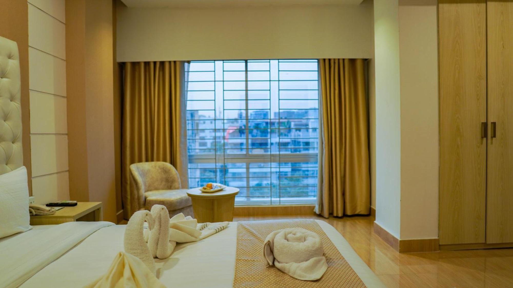 Hotel Grand Vistana Dhaka Esterno foto