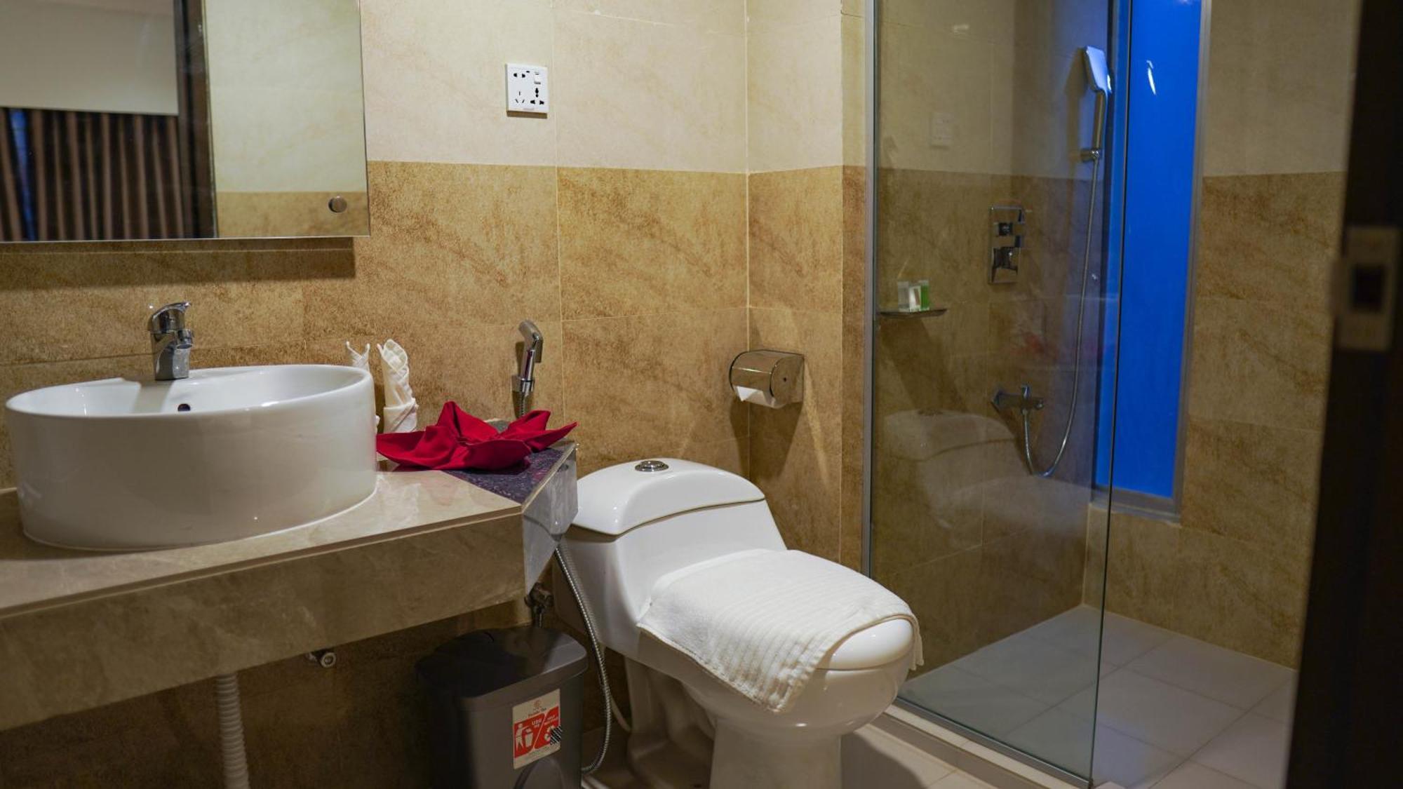 Hotel Grand Vistana Dhaka Esterno foto